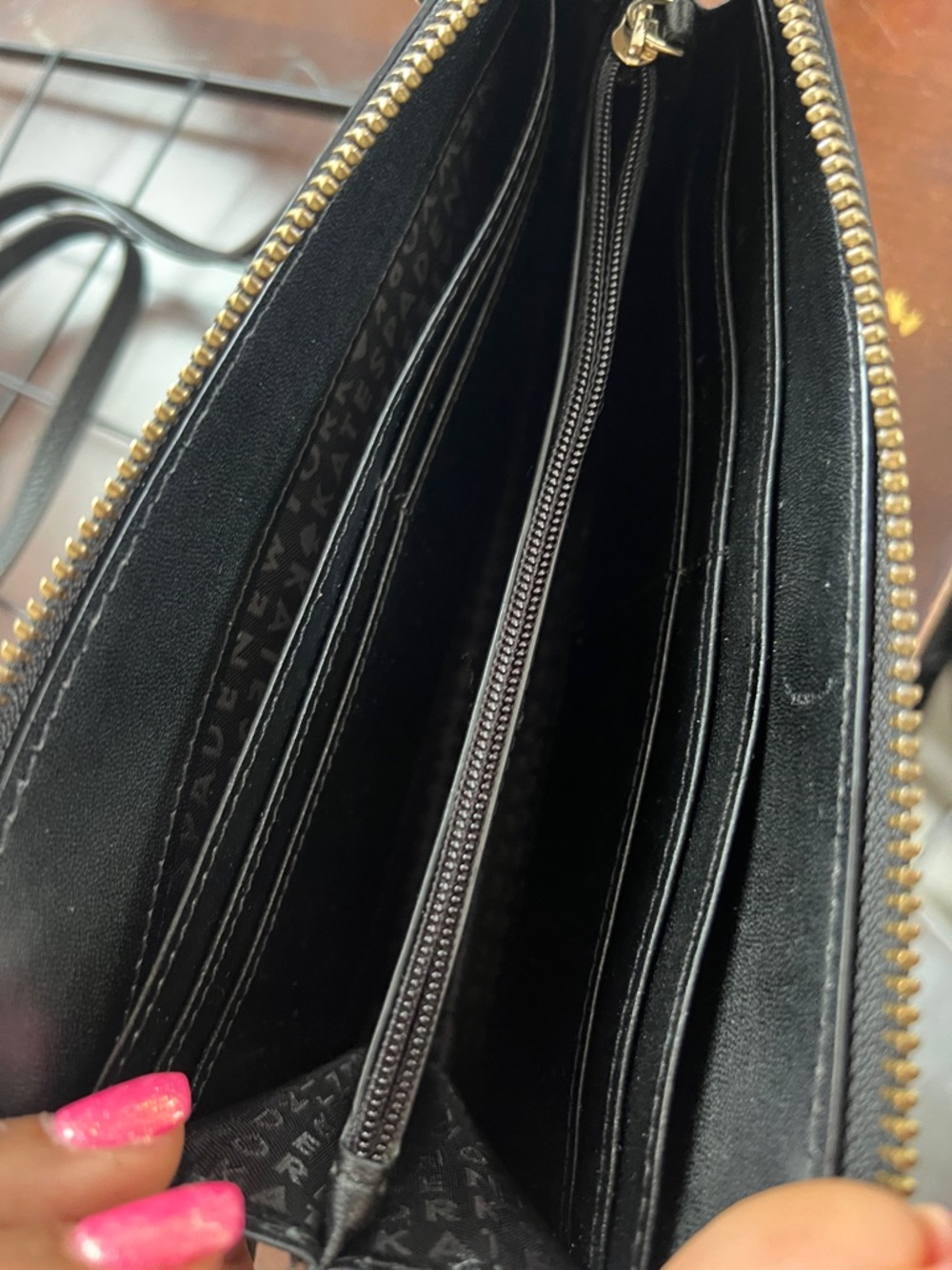 KATE SPADE Jackson Street Melisse Crossbody Wallet - Picture 6 of 7